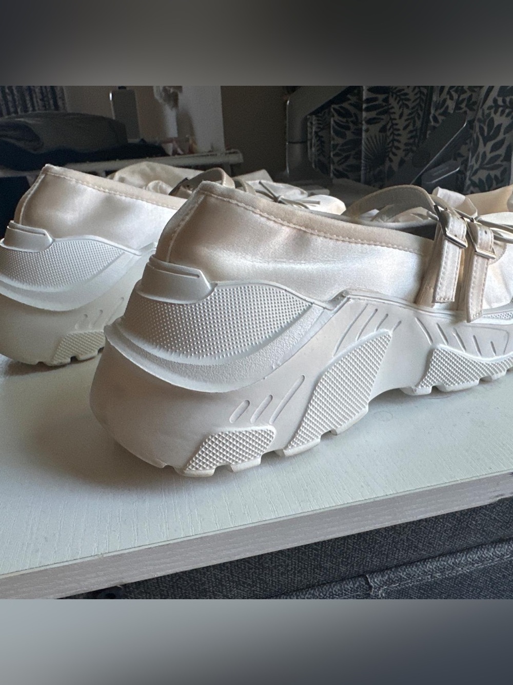 AKIKOAOKI Giselle ivory ballet sneakers - Picture 4 of 6